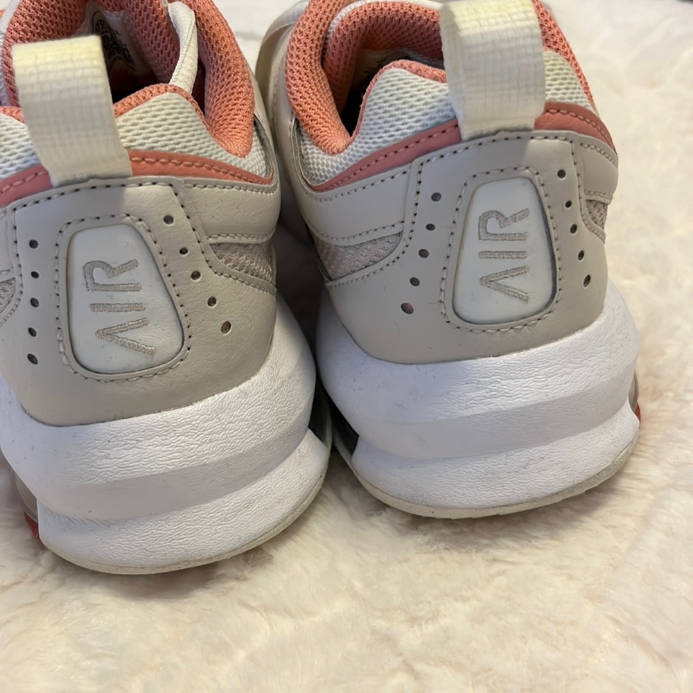 NIKE AIR TENNIS SHOES!!!